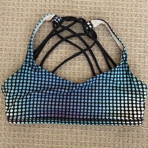 Lululemon bra size 6